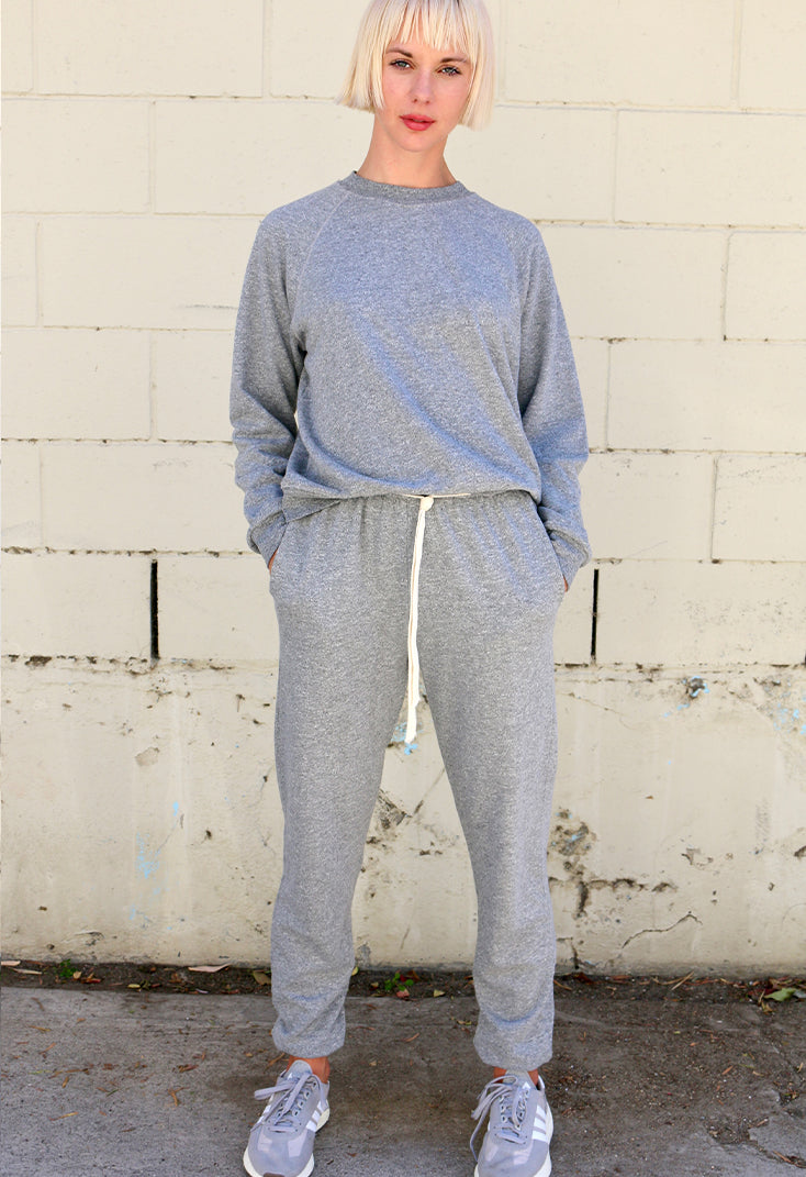 the raglan sweatshirt - heather grey
