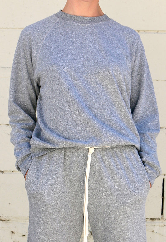 the raglan sweatshirt - heather grey
